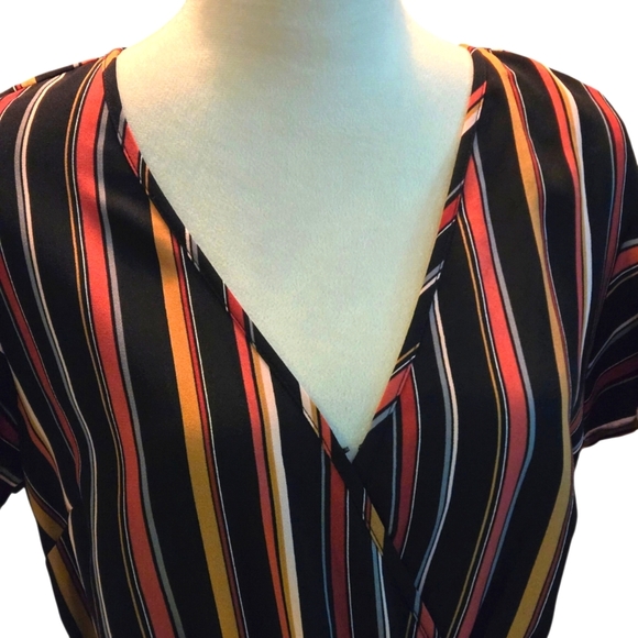 Xhilaration Womens M Striped V-Neck Pullover Wrap Dress Peplum Hi Lo Hemline - Picture 8 of 10